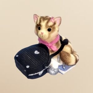 Enesco Calico Kittens Figurine – Purr-Suit of Happiness Led to You